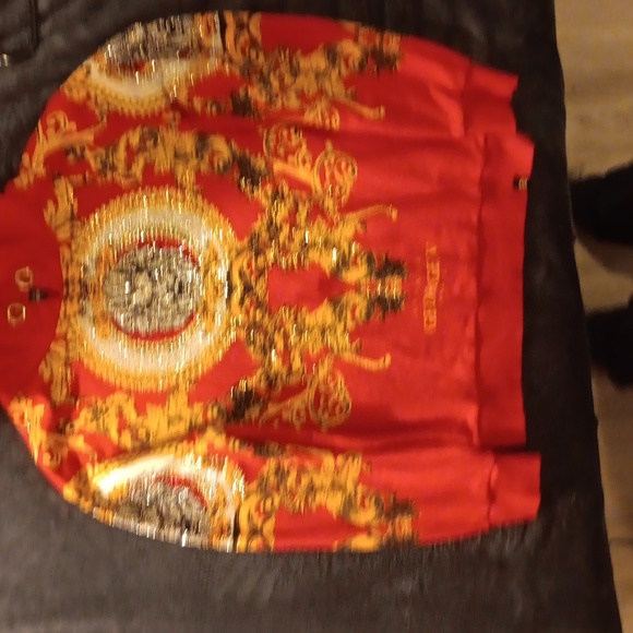 Avenue George V Paris red hoodie - Picture 1 of 2